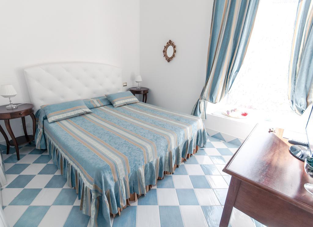 Palazzo Dogana Rooms Agropoli Rum bild